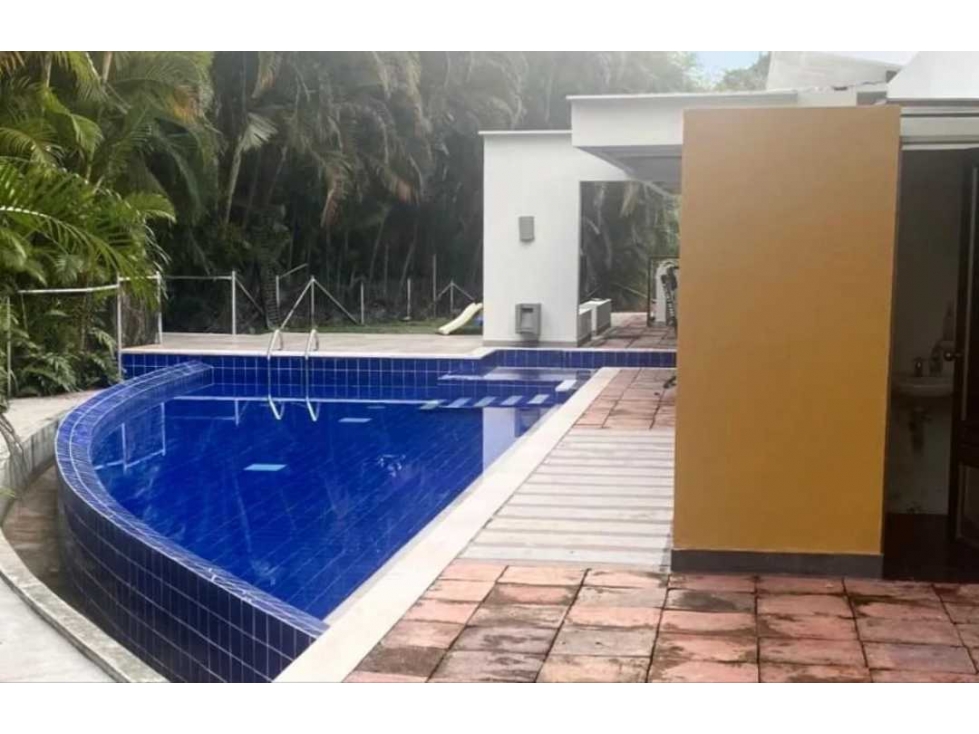 Casa campestre en arriendo en Pereira sector Cerritos el Tigre