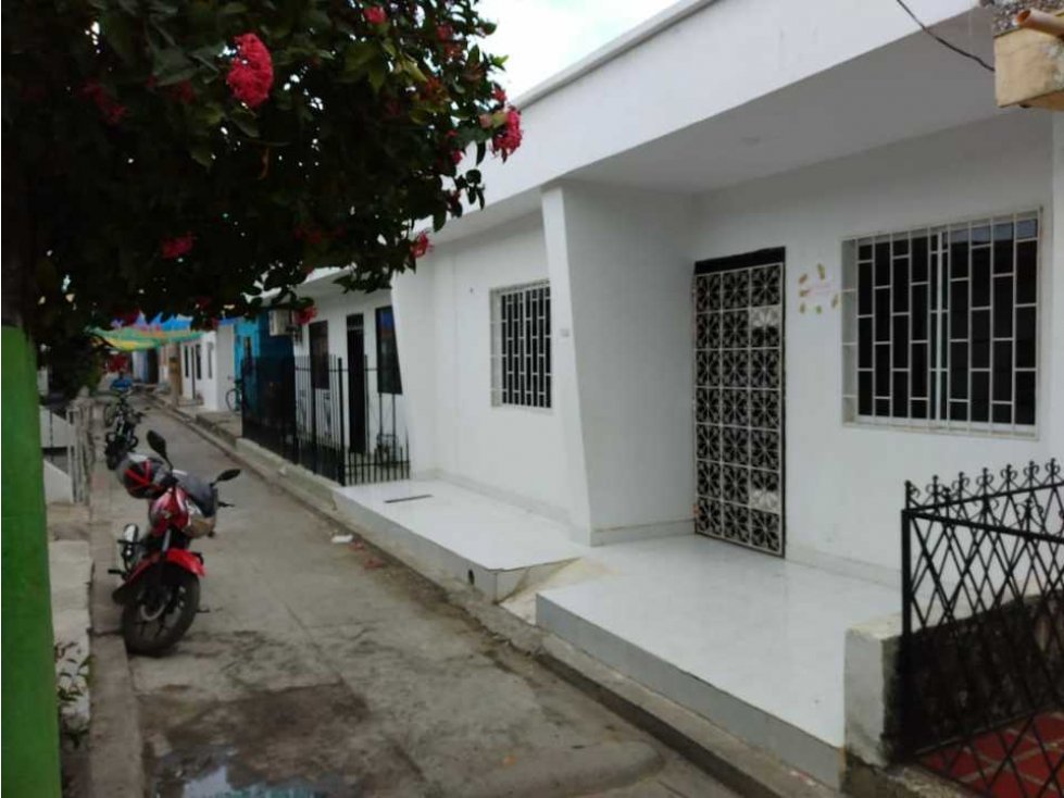 CASA EN BRISAS DEL SINU