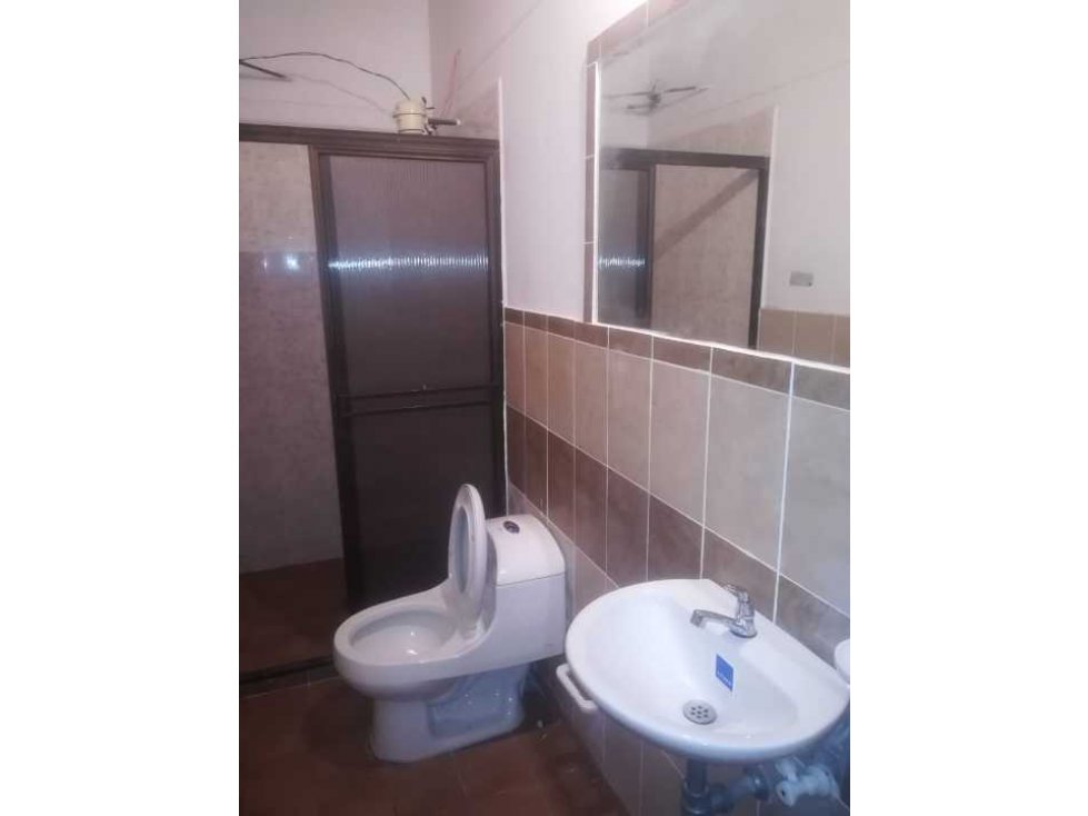 LINDA CASA EN VENTA EN RIONEGRO EXCELENTE UBICACION