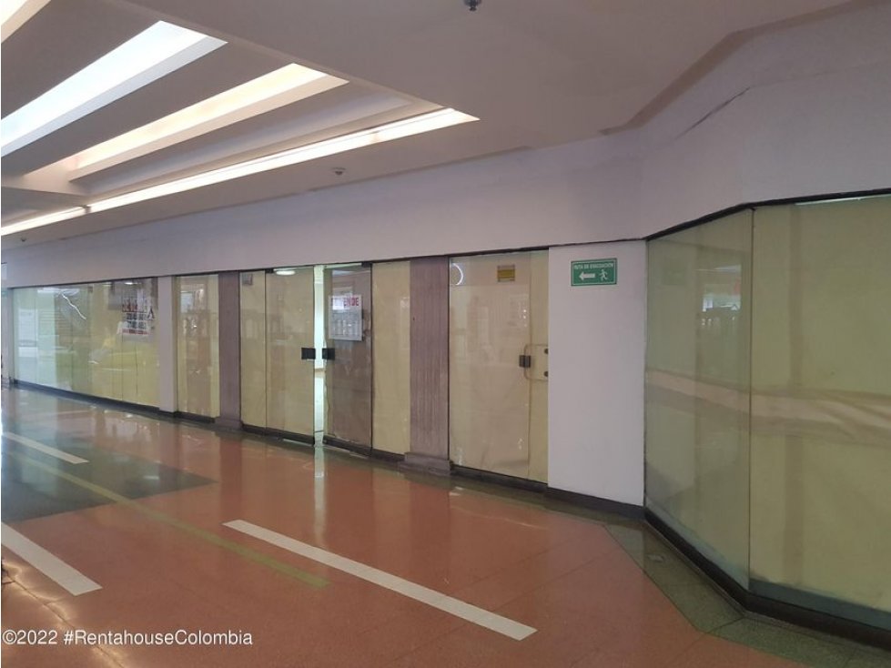 Comercial en  Los Colores RAH CO: 22-2707