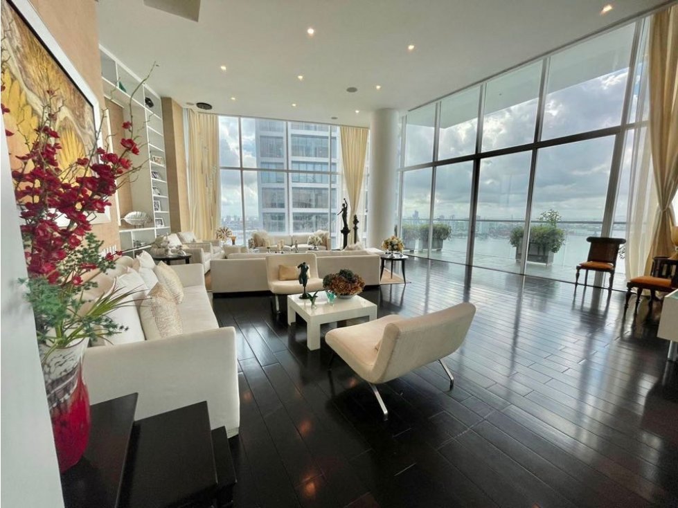En Venta! Exclusivo Pent House en Cartagena! 5 Habitaciones!