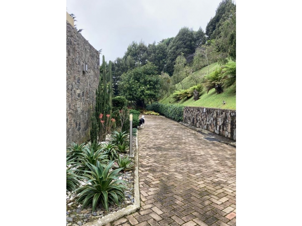 Espectacular casa con vista única de Medellín