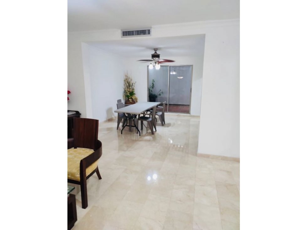 SE VENDE HERMOSA CASA  REMODELADA EN CONJUNTO EN RIOMAR RESIDENCIAL