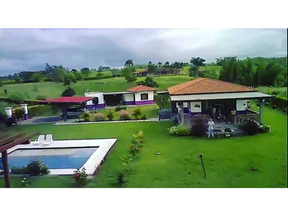 Hermosa casa en Unidad cerrada Campestre piscina árboles frutales