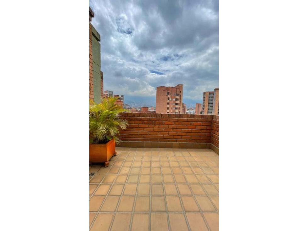 Penthouse Laureles Santa Teresita