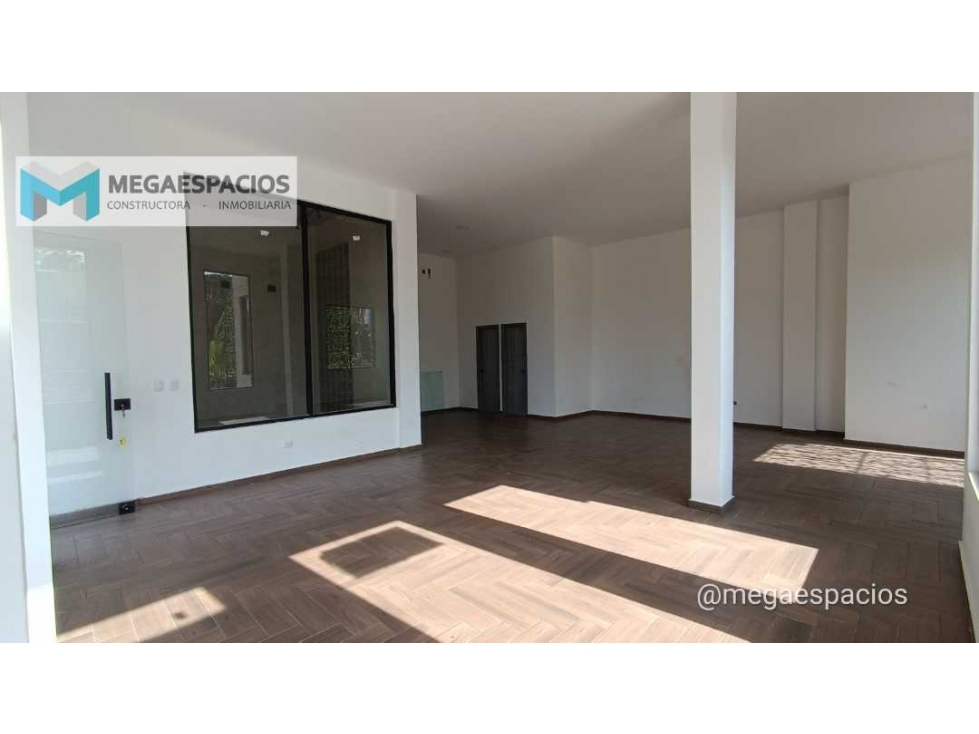 LOCAL COMERCIAL  EN ARRIENDO - 189 M2-BARRIO ALTO PRADO-BARRANQUILLA