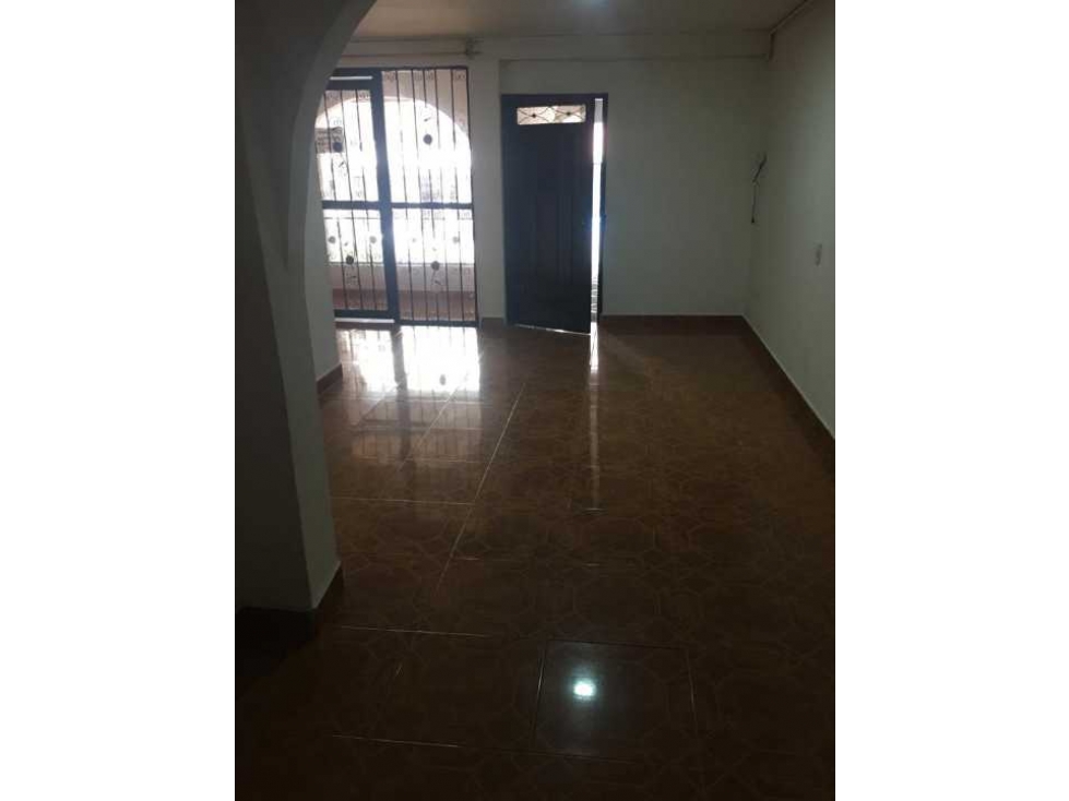 Primer piso barrio castilla