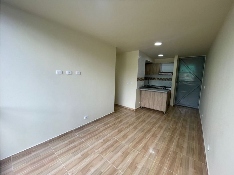 SE RENTA APARTAMENTO NUEVO - AV CENTENARIO