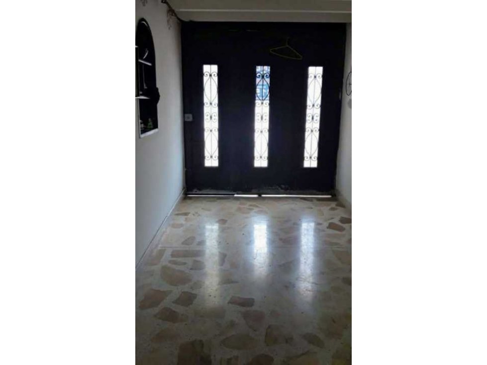 Se Vende Casa en Guayabal Mayorca Primer piso