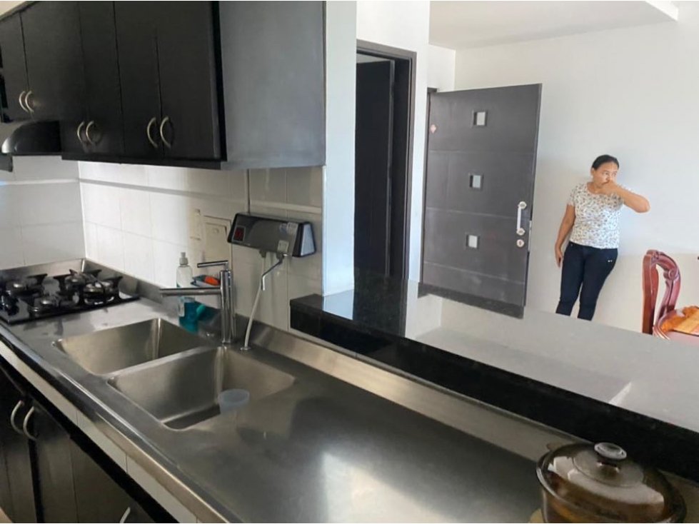 SE VENDE HERMOSO APARTAMENTO EN LA CASTELLANA