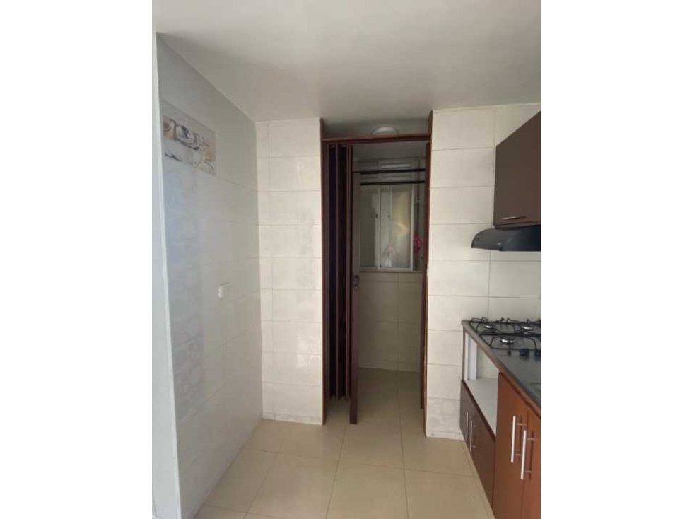 VENDO APARTAMENTO EN CONDINA PARQUEADERO CUBIERTO