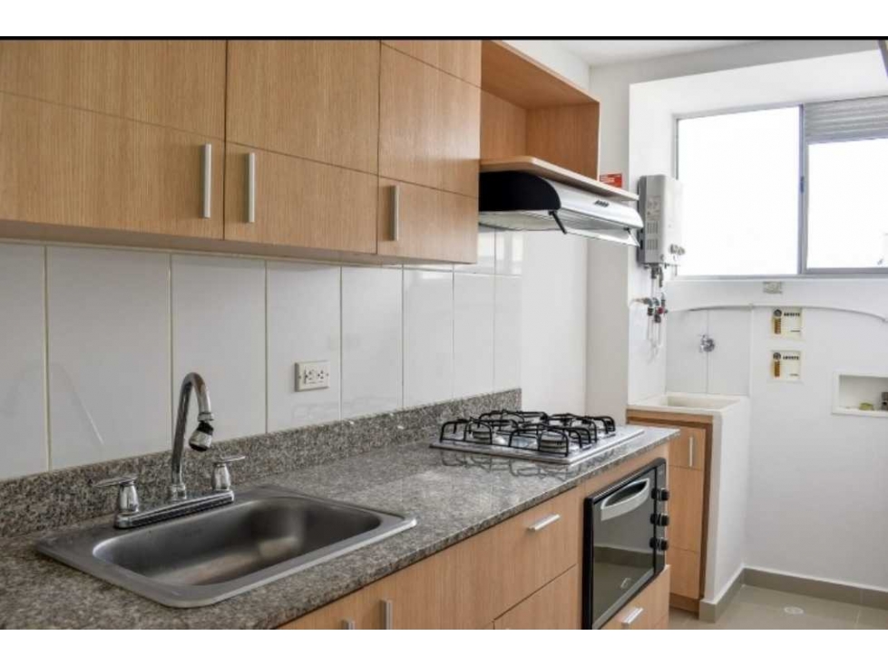 VENDO APARTAMENTO EN SABANETA  CERCA AL CENTRO COMERCIAL MAYORCA PARQU