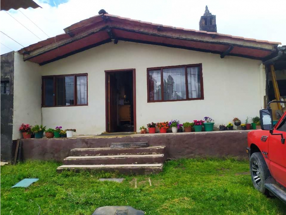 VENDO CASA CAMPESTRE. AREA 252 M2. NEMOCÓN CUNDINAMARCA