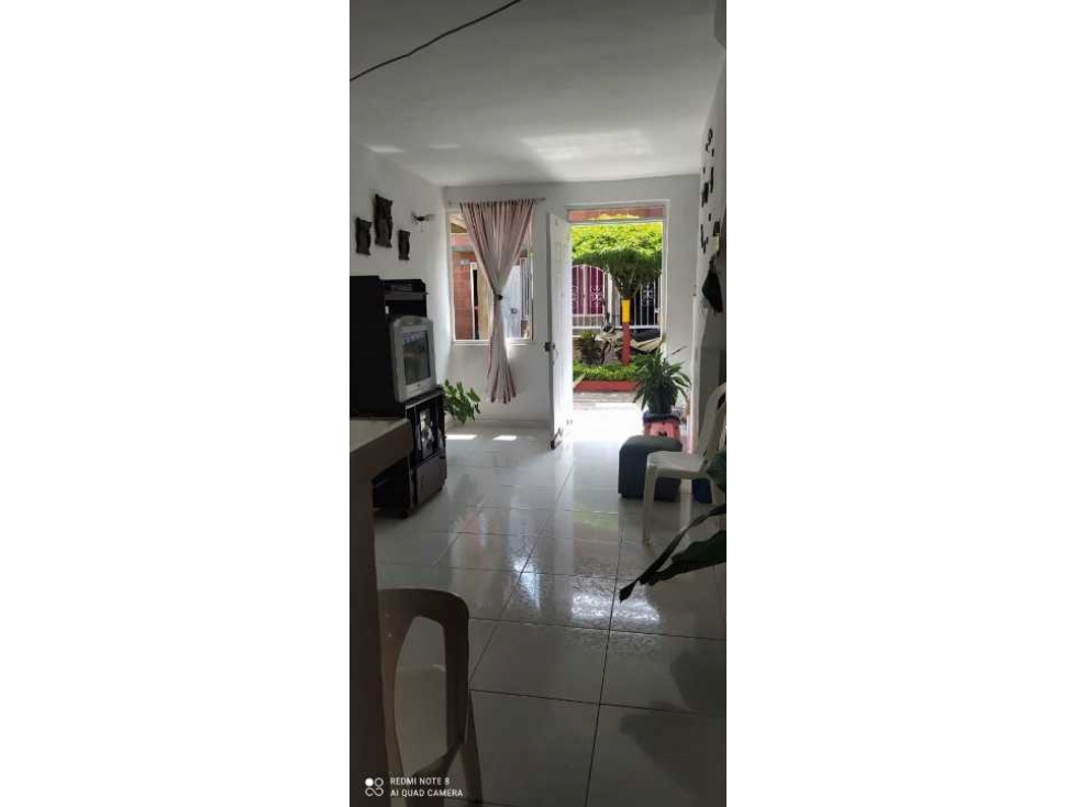 VENDO CASA EN LLANO VERDE  T.P