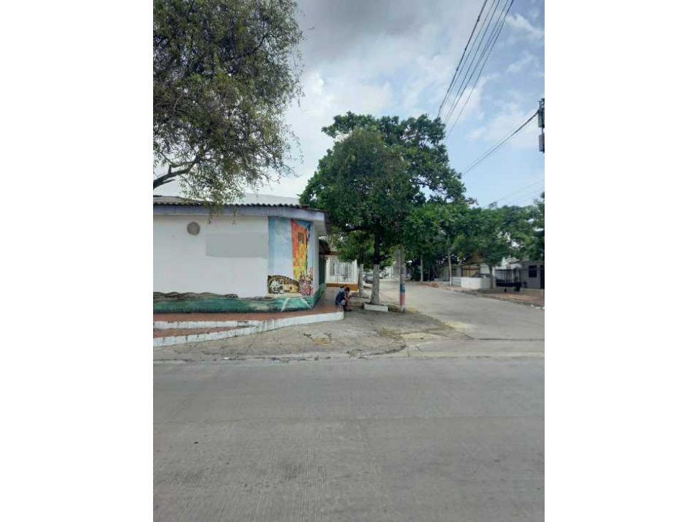 vendo lote comercial en buena ubicación