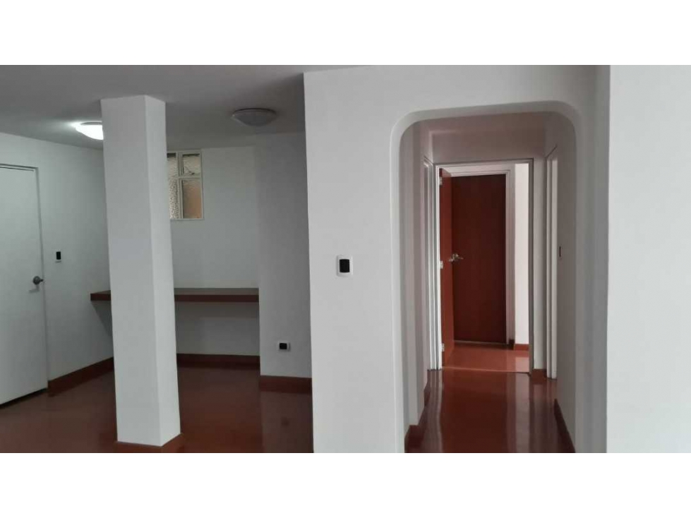 Venta apartamento alhambra