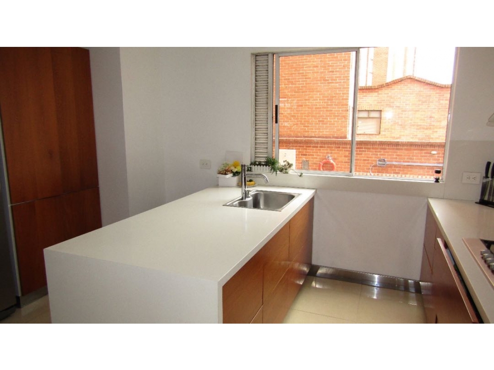 VENTA APARTAMENTO LAURELES