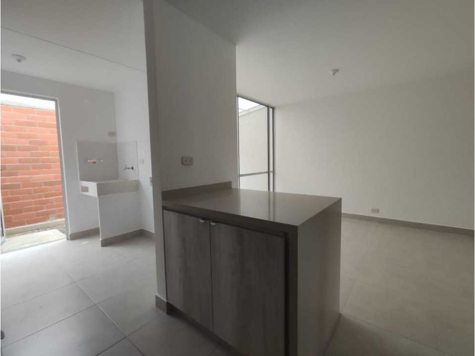 Venta / alquiler casa ciudad country
