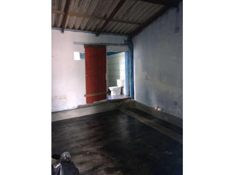 VENTA DE CASA DIVIDIDA EN DOS APARTAMENTOS EN CANTACLARO, MONTERIA