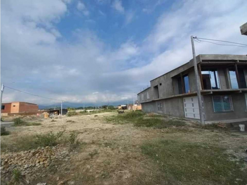 VENTA DE LOTE ESQUINERO SANTA LAURA CARTAGO VALLE