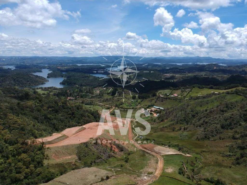 Lote para venta en Guatapé  2893