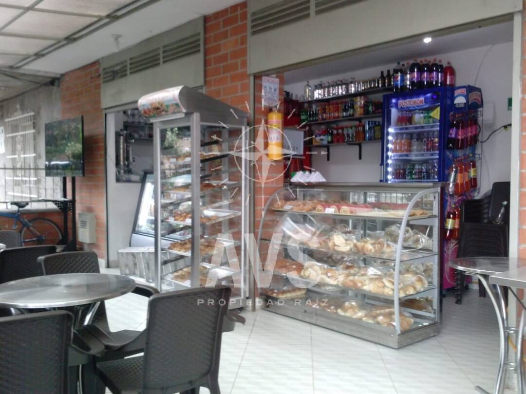 Local Comercial para venta en Envigado  3189