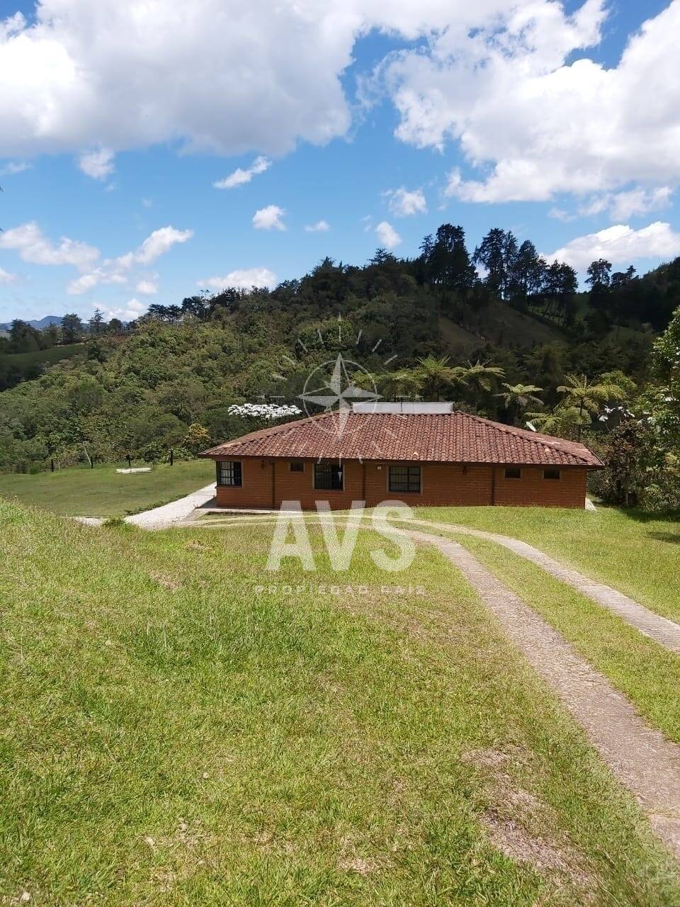 Finca para venta en el Retiro  2477