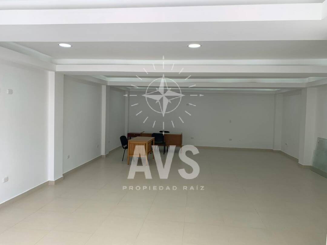 Local Comercial para Renta en la Ceja  3323