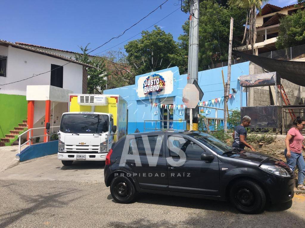 Local Comercial para venta en Santa Fe de Antioquia 3411