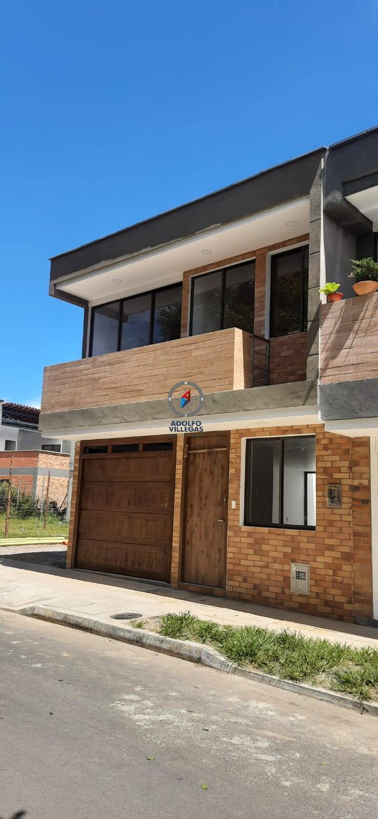 Casa para venta en urbanización de la Ceja  3897