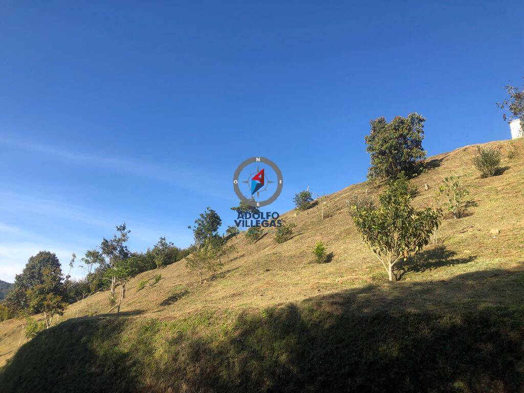 Lote para venta en parcelacion de el Retiro  3968