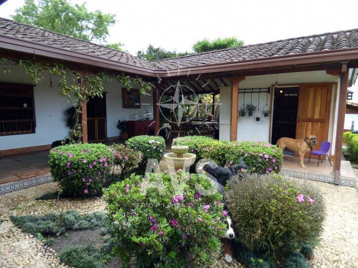 Finca para venta en el Carmen de viboral  2297