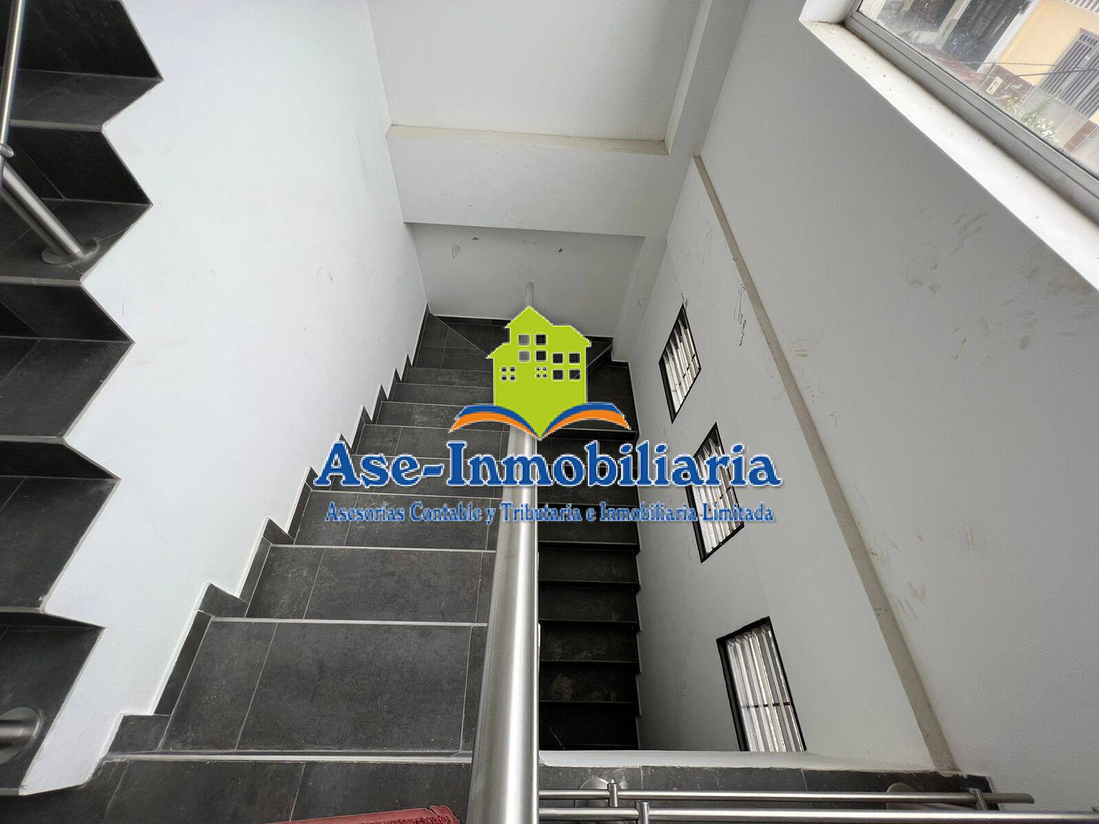 Arrendamos Oficina - EDIFICIO EL LIBANO