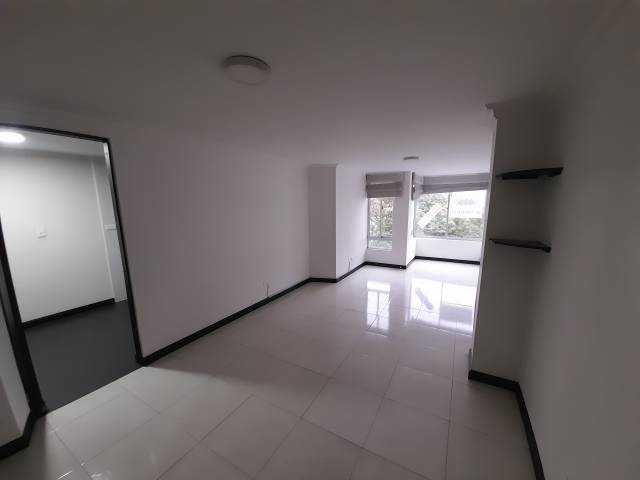 ARRIENDO APARTAMENTO EN QUINTAPAREDES, TORRES DE MALAGA