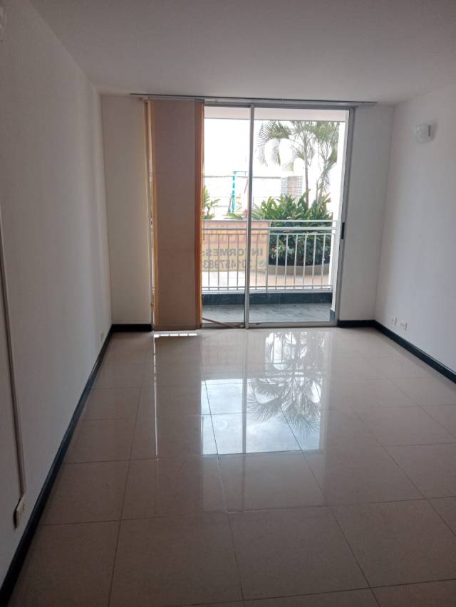 Apartamento en conjunto residencial Portal de la Flora 2 Etapa, Cali