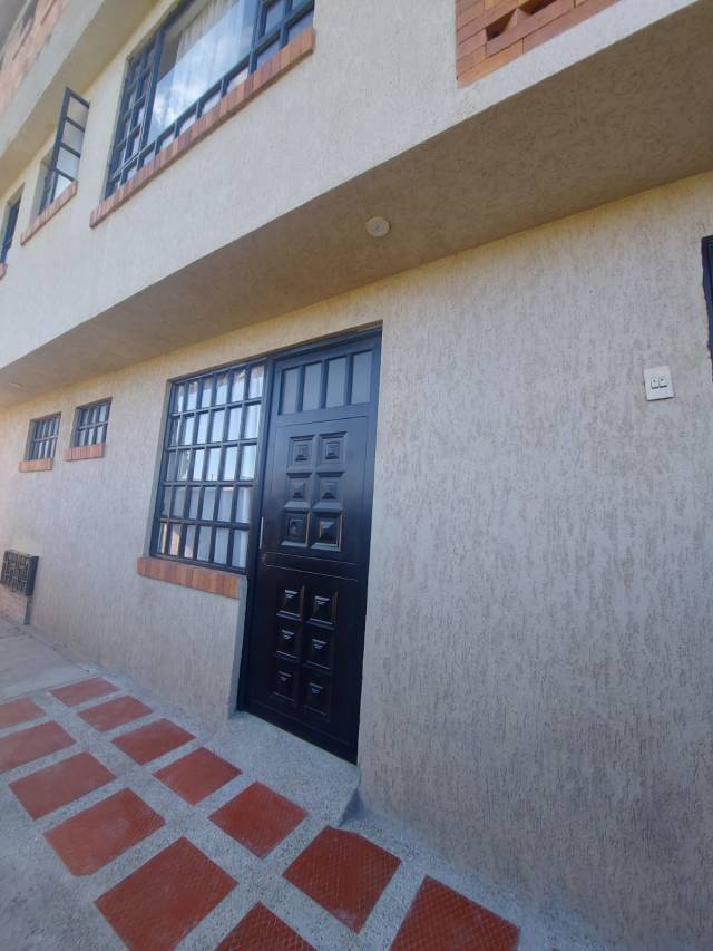 Arriendo apartamento pequeño