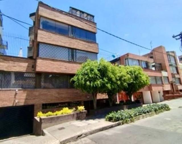 Apto totalmente remodelado en Santa Barbara Central