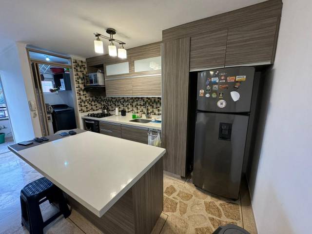 APARTAMENTO EN CALASANZ CERCA DE TODO