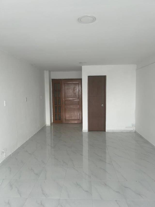 Oficina En Venta En Pleno Parque El Lago