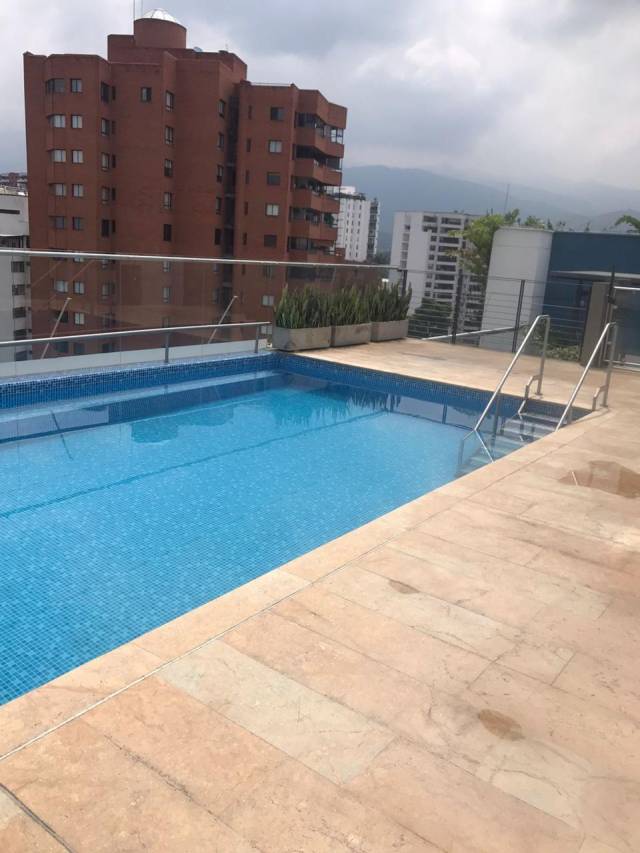 ALQUILO APTO EN EL BARRIO ARBOLEDA
