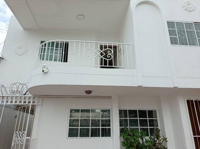 Venta de 3 Casas y un Apartamento en San Isidro Barranquilla