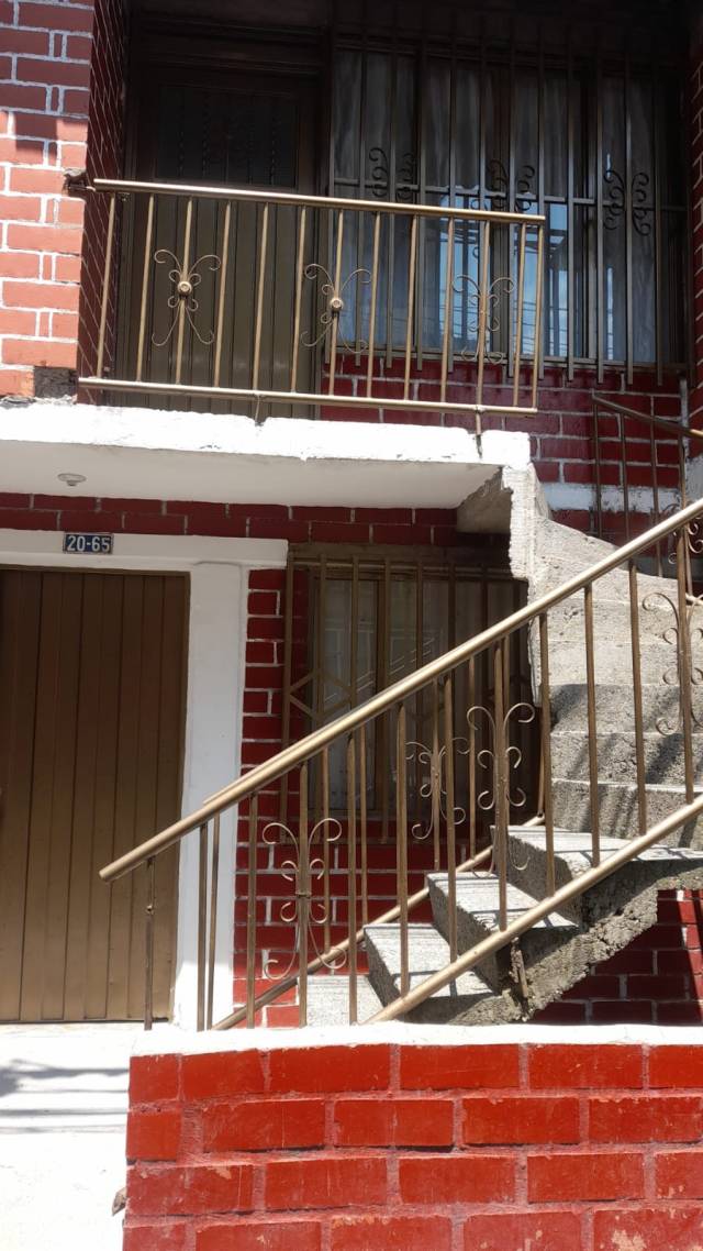 Casa de 2 pisos independientes en Ciudadela Compartir Cali
